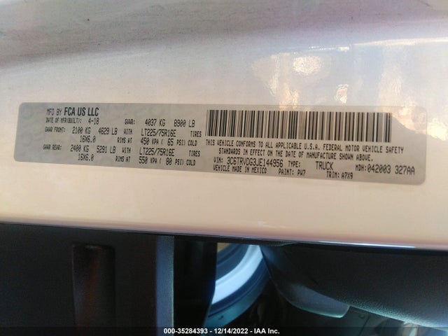 3C6TRVDG3JE144956 RAM Promaster Cargo Van
