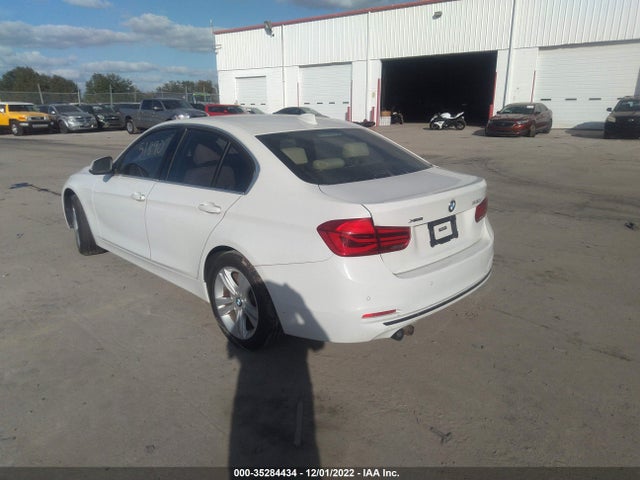 BMW 3 Series 330i Xdrive 2017 WBA8D9C34HA005433 Image 4