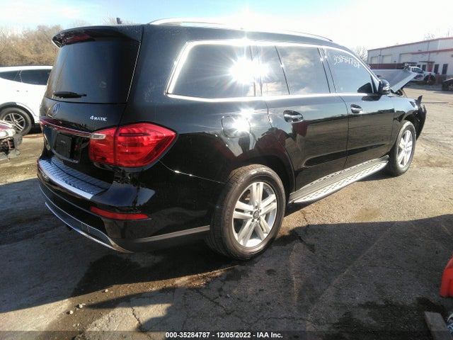 2015 Mercedes-Benz GL-Class, VIN: 4JGDF6EE2FA618135