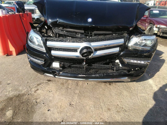 2015 Mercedes-Benz GL-Class, VIN: 4JGDF6EE2FA618135