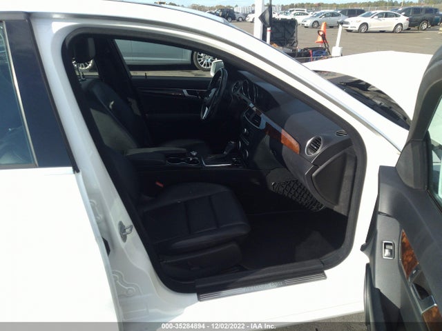 2013 MERCEDES-BENZ C-CLASS C 250 VIN: WDDGF4HB2DA827286