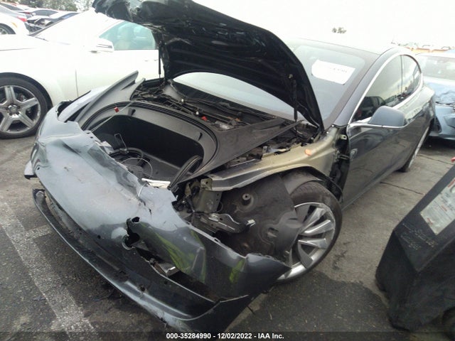 Tesla MODEL 3 2019 5YJ3E1EA5KF475976 Image 2
