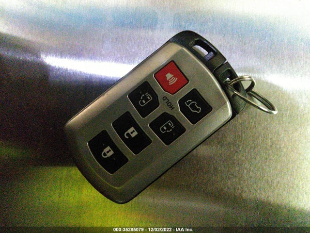 2015 Toyota Sienna, VIN: 5TDDK3DC5FS124997