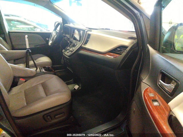 2015 Toyota Sienna, VIN: 5TDDK3DC5FS124997
