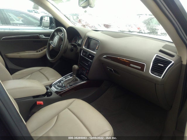 WA1DKAFP8CA031169 Audi Q5 3.2l Premium Plus