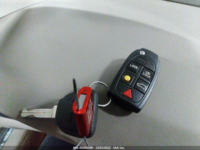 YV1SZ59H341157987 Volvo V70