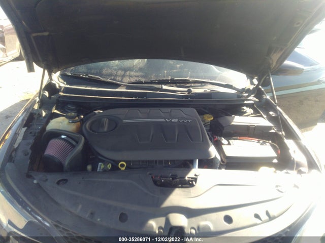 Chrysler 200 S 2015 1C3CCCBGXFN516155 Image 10