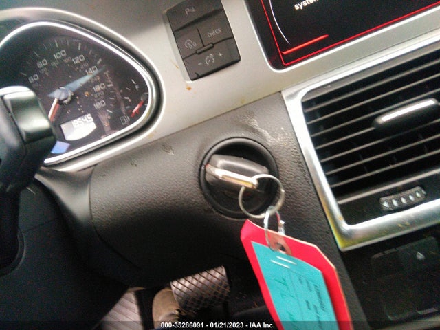 Audi Q7 2013 WA1WMAFE1DD009516 Image 3