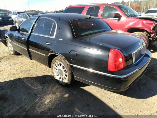 Lincoln Town Car 2006 1LNHM81W66Y608099 Image 4