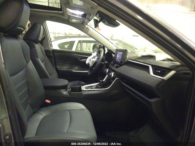 2022 Toyota RAV4, VIN: 2T3A1RFV7NC299614