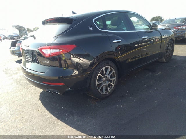 2020 Maserati Levante, VIN: ZN661YUAXLX344924
