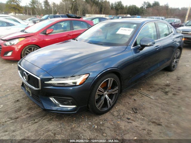 7JRA22TLXKG009025 Volvo S60 INSCRIPTION