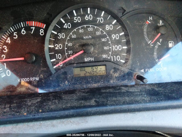 2003 TOYOTA COROLLA CE/LE VIN: JTDBR32E730010201