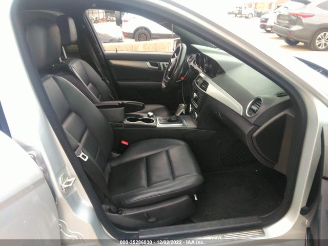 2013 MERCEDES-BENZ C-CLASS C 250 VIN: WDDGF4HBXDA853120