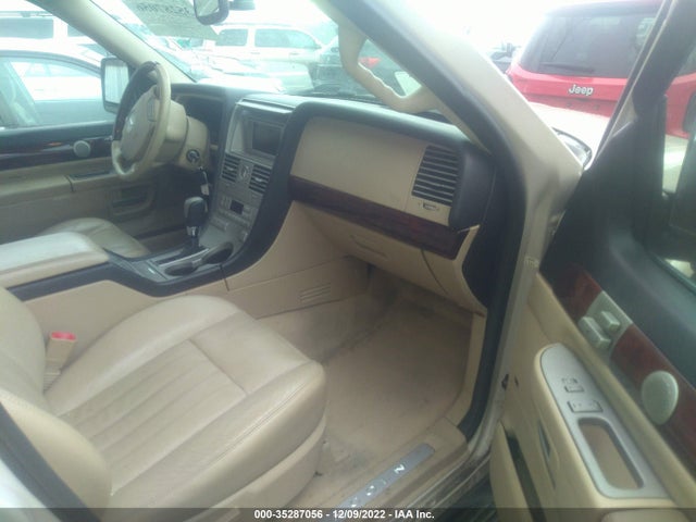 Lincoln Aviator 2005 5LMEU68HX5ZJ32203 Image 6