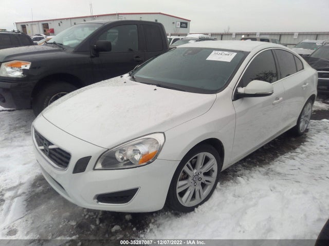 Volvo S60 2011 YV1902FH5B2012081 Image 2