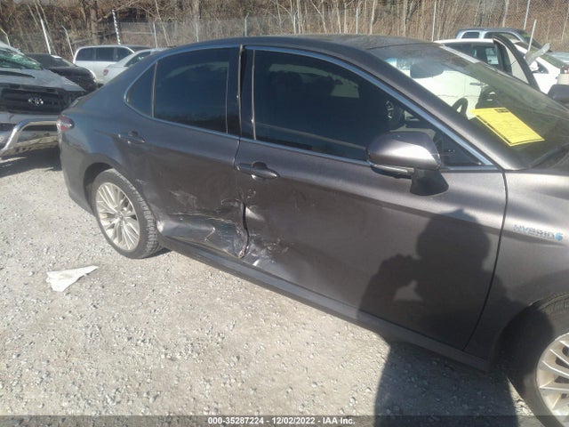 2018 Toyota Camry, VIN: 4T1B21HK6JU005238