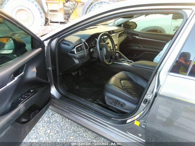 2018 Toyota Camry, VIN: 4T1B21HK6JU005238