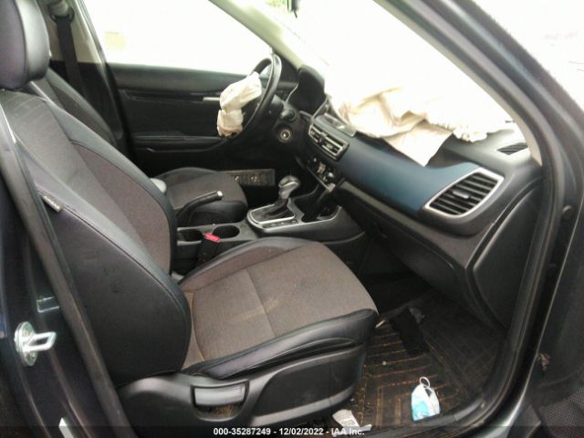 KNDEUCAA4M7093945 KIA SELTOS S