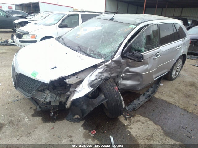Lincoln MKX 2012 2LMDJ6JK1CBL19430 Image 2