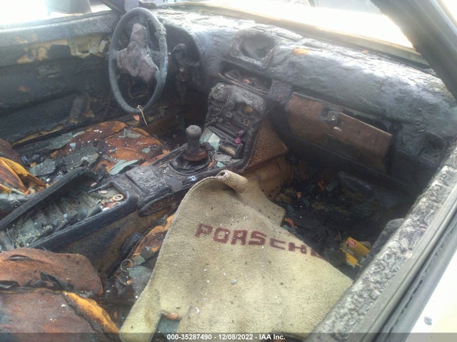 1983 PORSCHE 944 VIN: WP0AA0945DN456771