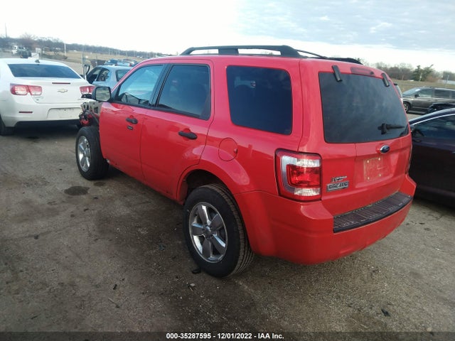 2009 FORD ESCAPE XLT VIN: 1FMCU03709KA80374