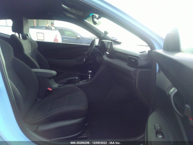 2020 Hyundai Veloster, VIN: KMHT36AH4LU004668
