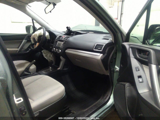Subaru Forester 2018 JF2SJABC2JH424190 Image 5