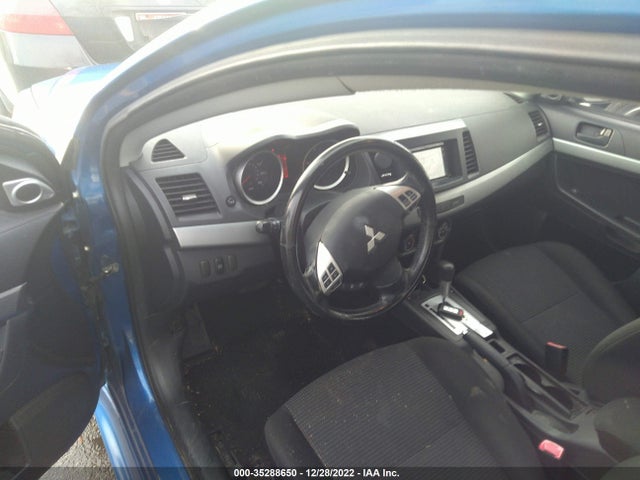 JA32U2FUXAU032658 Mitsubishi LANCER ES