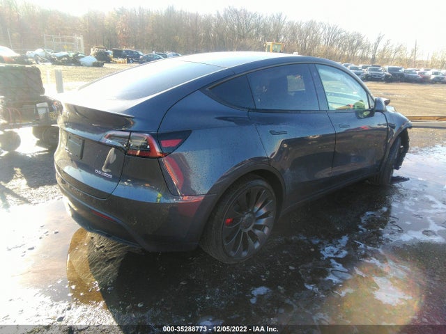 Tesla Model Y Performance 2023 7SAYGDEF1PF593403 Image 4