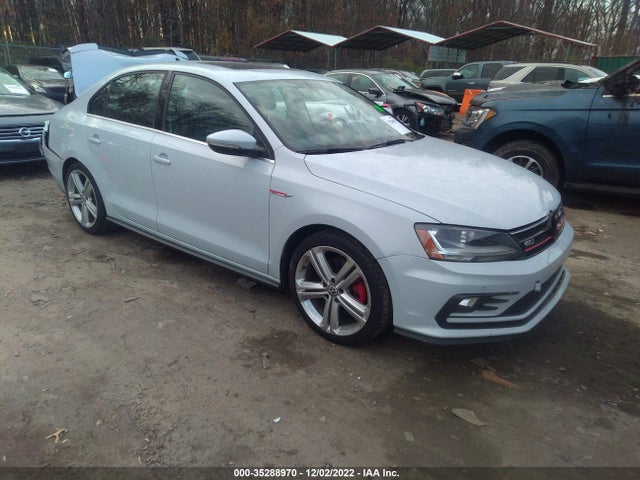 2017 Volkswagen Jetta, VIN: 3VW5T7AJ9HM364596