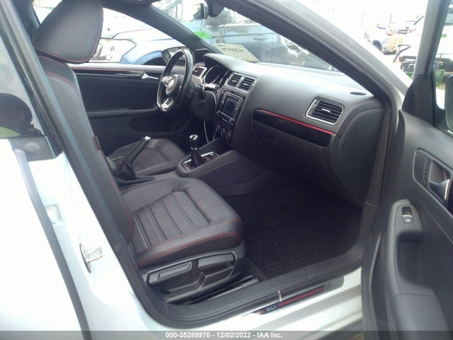 2017 Volkswagen Jetta, VIN: 3VW5T7AJ9HM364596