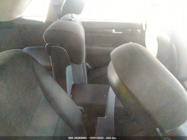 2015 KIA SORENTO LX VIN: 5XYKT3A61FG618340