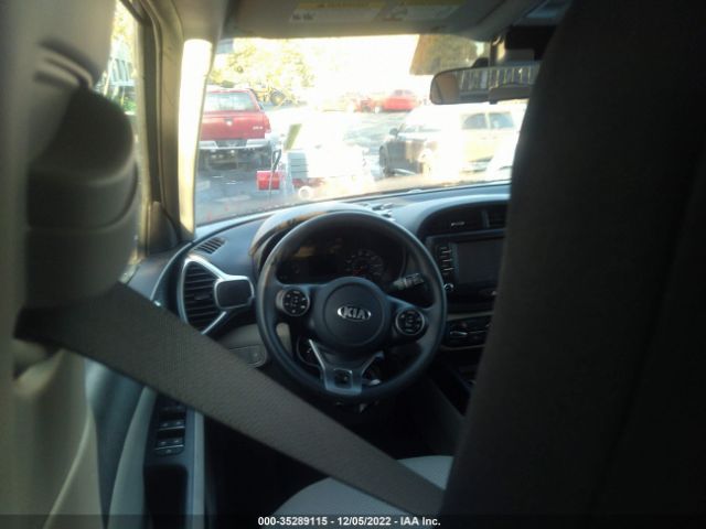 KNDJ23AU1M7142825 KIA SOUL LX