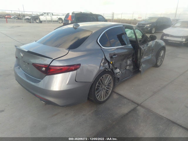 2017 Alfa Romeo Giulia, VIN: ZARFAECN6H7548458