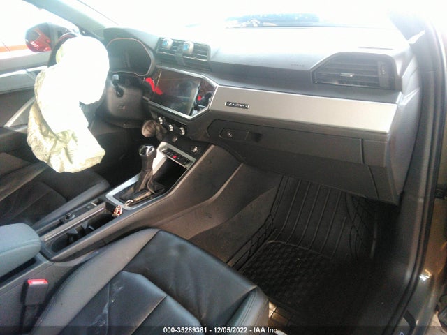 2021 Audi Q3, VIN: WA1DECF33M1008111