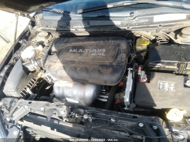 Chrysler 200 Limited Platinum 2017 1C3CCCAB9HN505320 Image 10