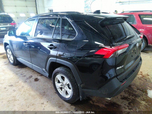 2021 Toyota RAV4, VIN: JTMRWRFV4MD128396