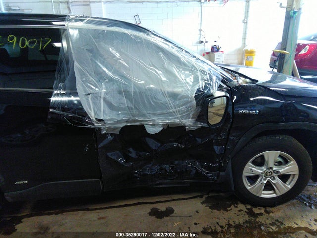 2021 Toyota RAV4, VIN: JTMRWRFV4MD128396