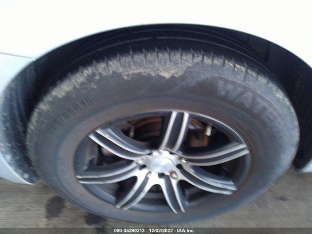 3KPFK4A76HE108083 KIA FORTE LX