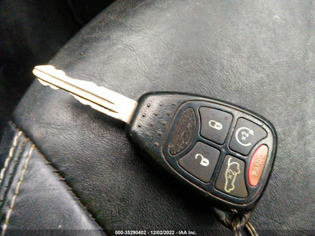 Chrysler 200 2013 1C3CCBCG7DN650160 Image 3