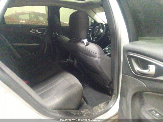 1C3CCCAB9GN101240 Chrysler 200 Limited