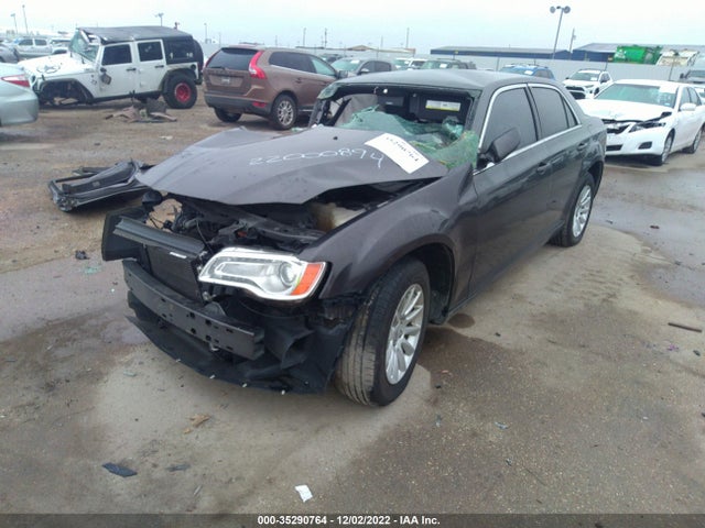 Chrysler 300 2013 2C3CCAAG9DH519088 Image 2