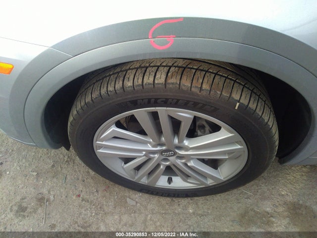 WA1BNAFY3J2002337 Audi Q5 Premium Plus