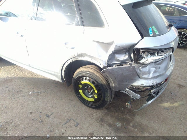 WA1BNAFY3J2002337 Audi Q5 Premium Plus