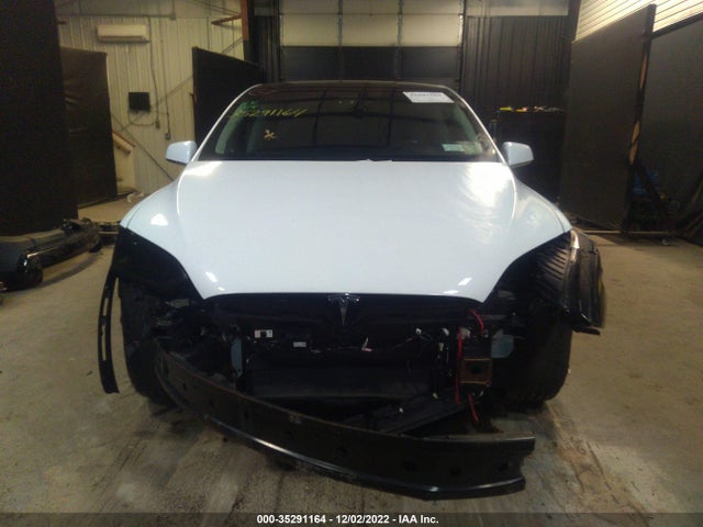 Tesla Model X 70d/90d/75d/60d 2016 5YJXCDE23GF026210 Image 7