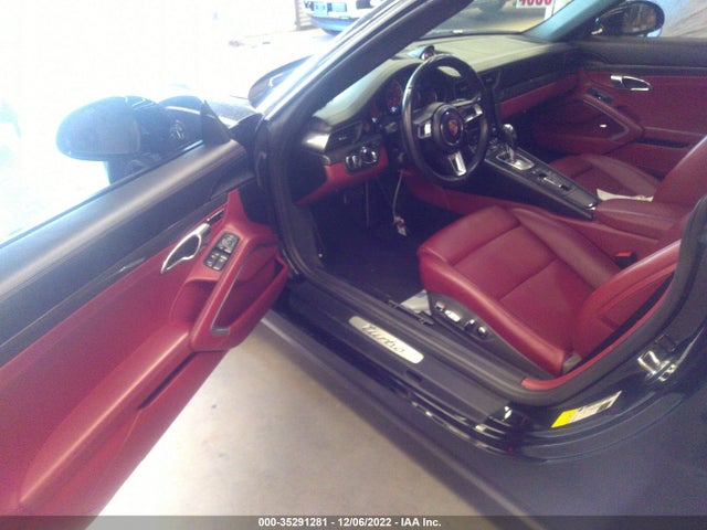 2017 Porsche 911, VIN: WP0CD2A95HS178643