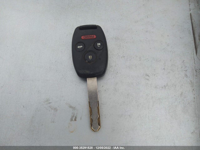 2010 HONDA ACCORD SDN EX-L VIN: 1HGCP2F83AA182811