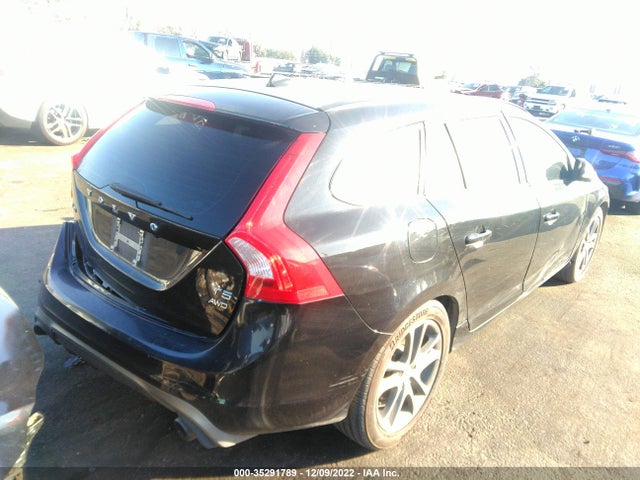 2018 Volvo V60, VIN: YV140MSL2J2399509