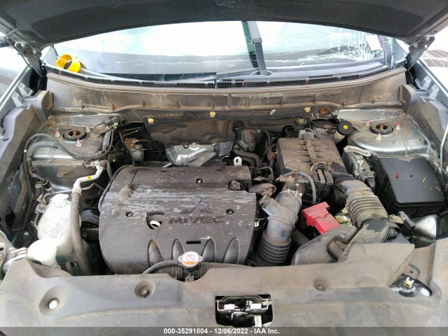 JA4AP3AU2HZ055960 Mitsubishi Outlander Sport 2.0